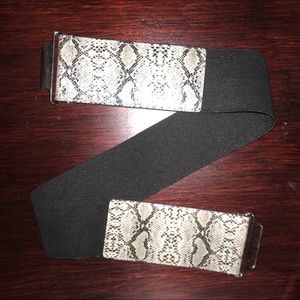 New York & Co. - Waist belt (S/M)